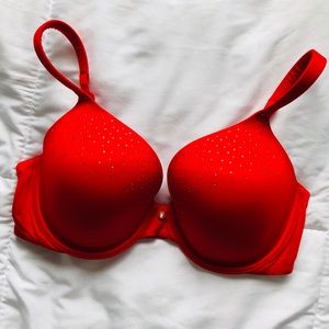 Victoria’s Secret bra